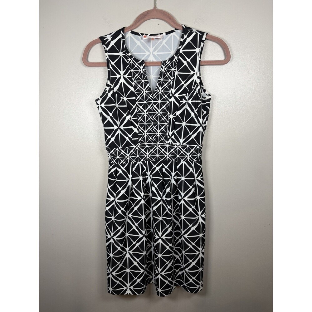 Jude Connally Julie Dress Size XS Black White Geometric Stretch Travel Work